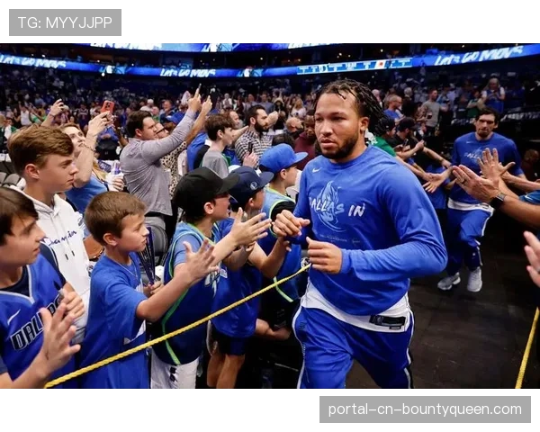 从附加赛边缘到东部前四：杰伦·布朗逊引领尼克斯的逆袭之路